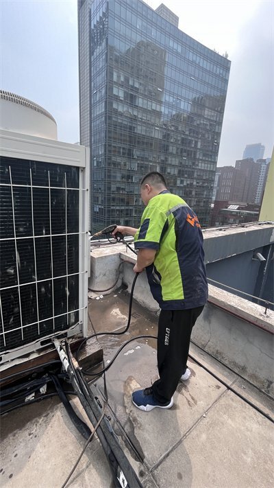 中央空調(diào)清洗 中央空調(diào)清洗